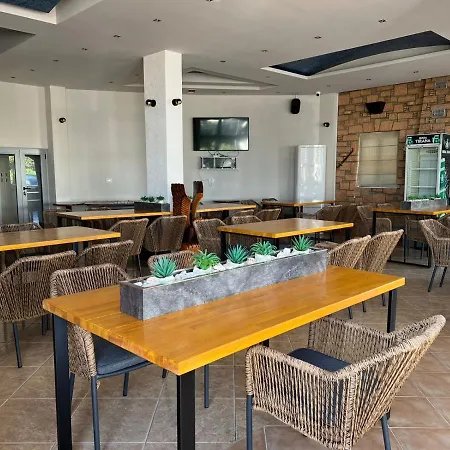 Ronaldo * 卡萨米尔