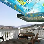 Ronaldo Hotel *