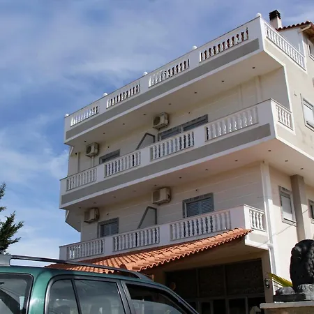 Ronaldo Hotel *